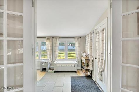 13 Van Buren Road Glenville NY 12302