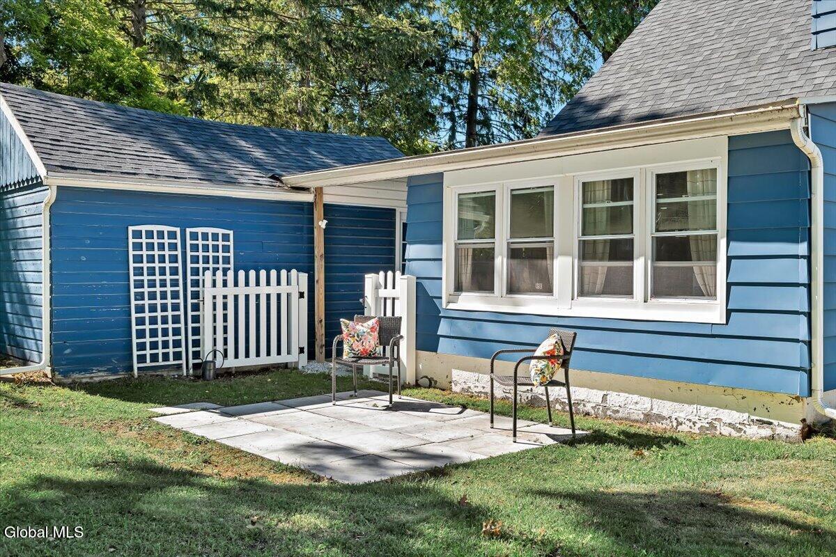 13 Van Buren Road Glenville NY 12302