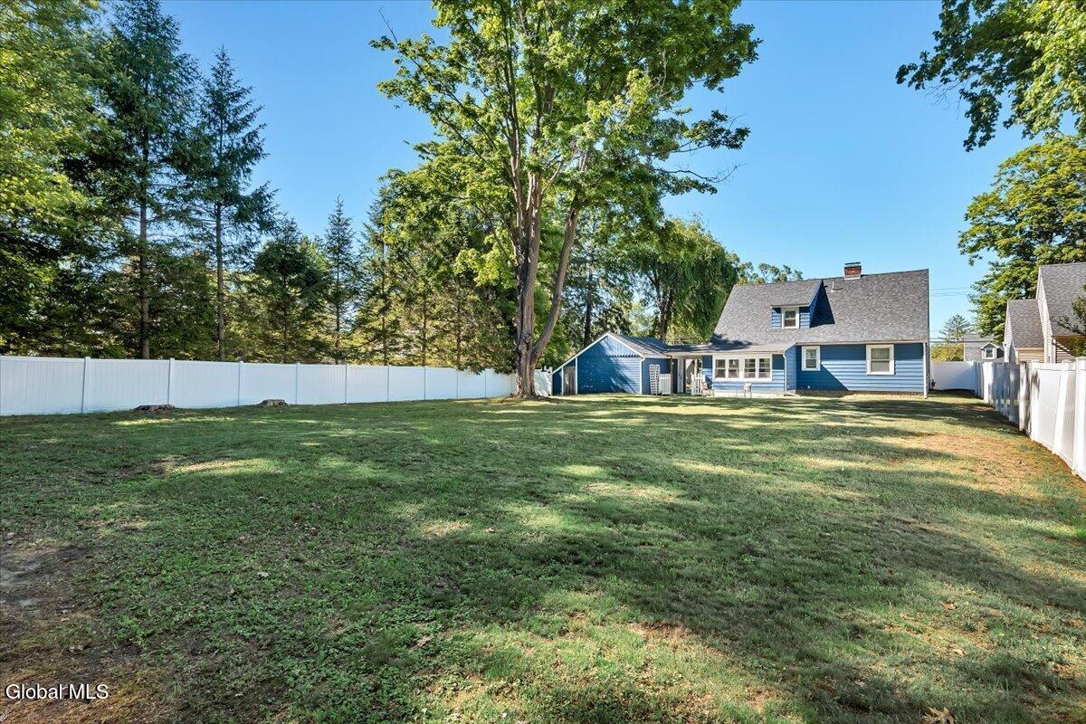 13 Van Buren Road Glenville NY 12302