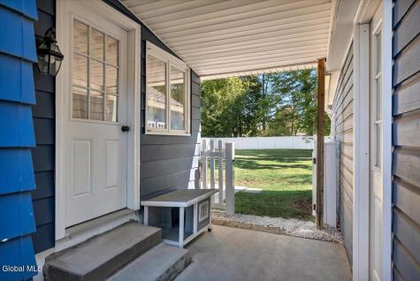 13 Van Buren Road Glenville NY 12302