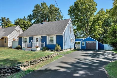 13 Van Buren Road Glenville NY 12302