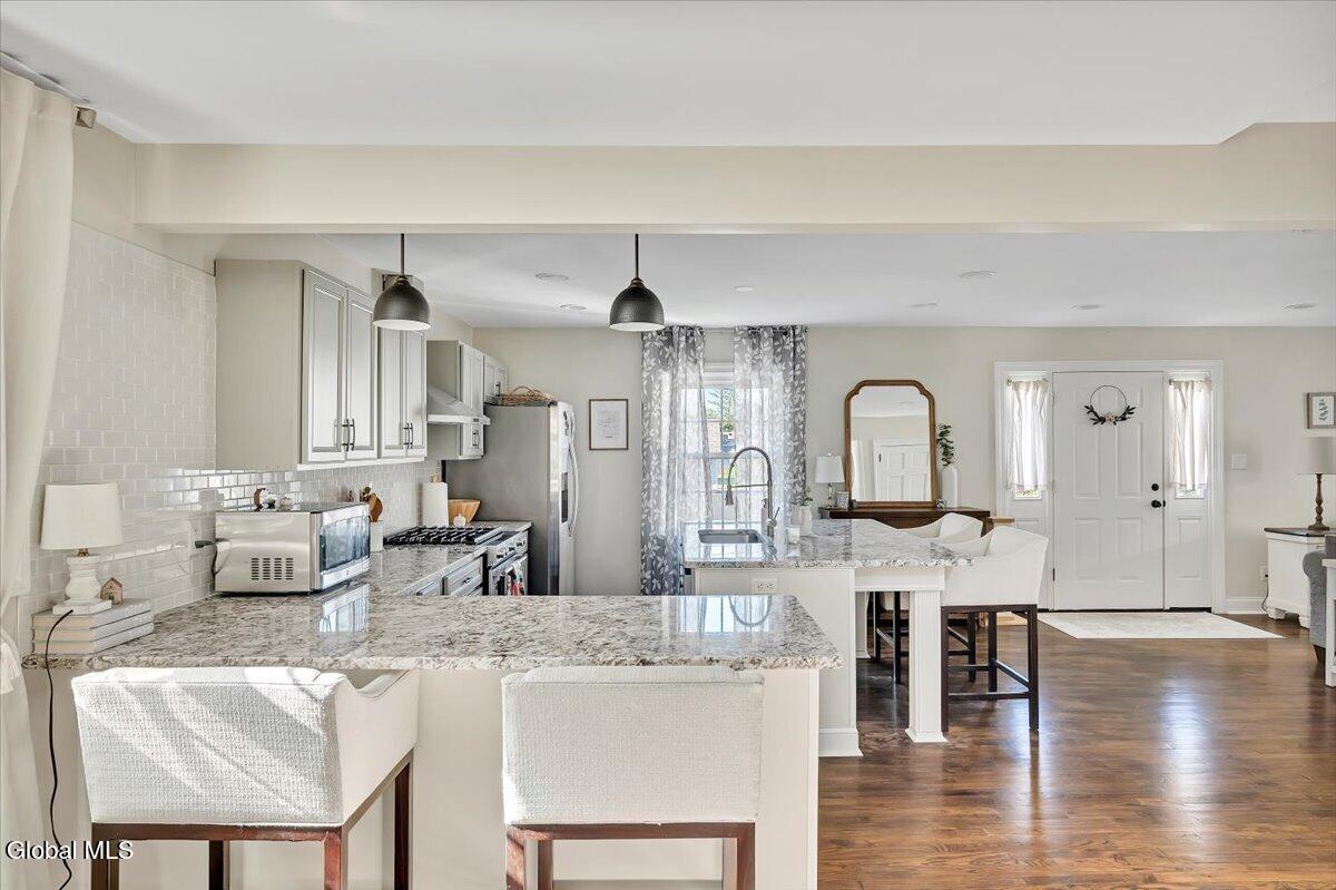 13 Van Buren Road Glenville NY 12302