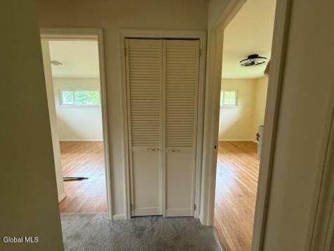 112 Glenhill Drive Schenectady NY 12302