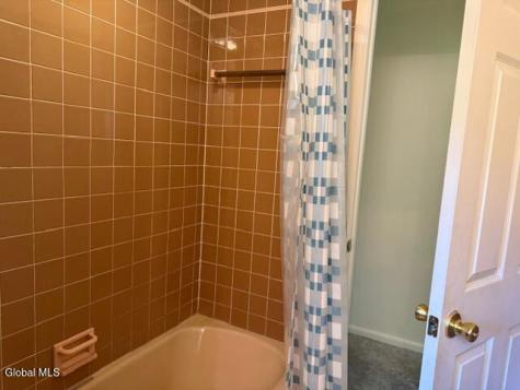 112 Glenhill Drive Schenectady NY 12302