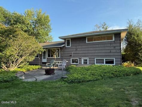 112 Glenhill Drive Schenectady NY 12302