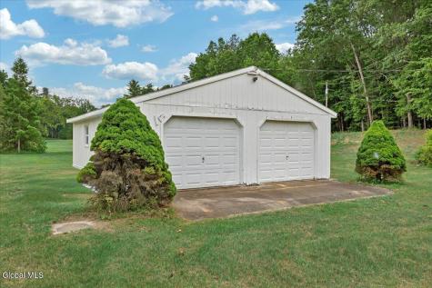832 Nys Route 29 Saratoga Springs NY 12866