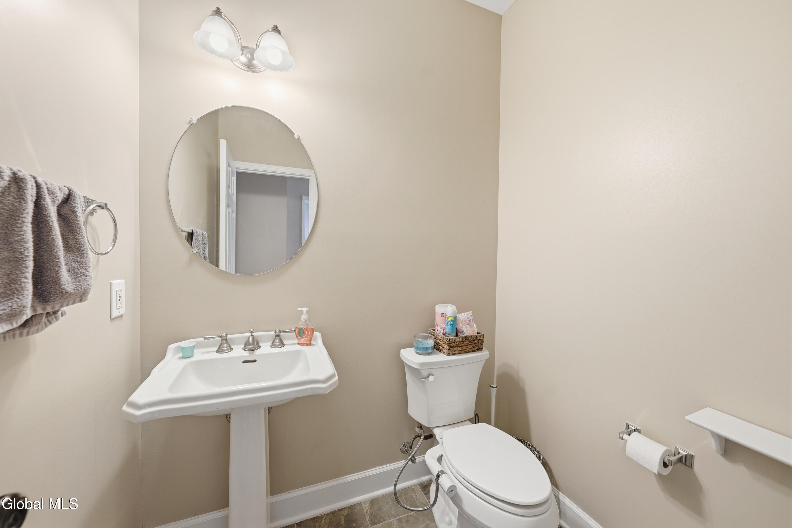 8 Ryan Court Clifton Park NY 12065