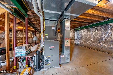 8 Ryan Court Clifton Park NY 12065