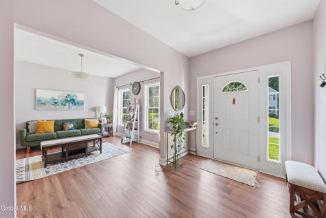 8 Ryan Court Clifton Park NY 12065