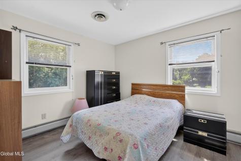 7 Huntington Parkway Ballston Lake NY 12019