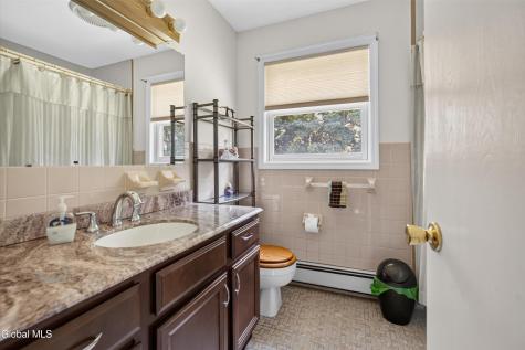 7 Huntington Parkway Ballston Lake NY 12019
