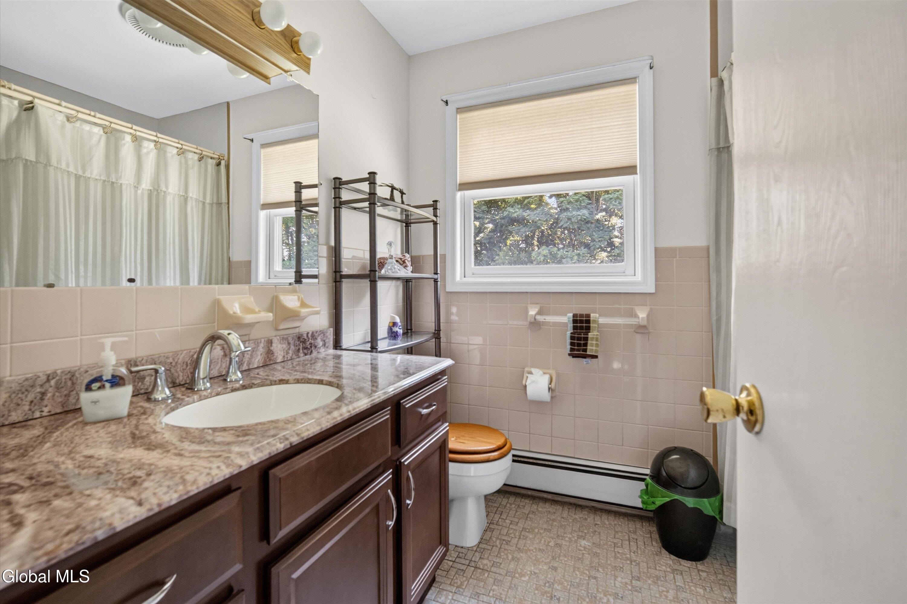 7 Huntington Parkway Ballston Lake NY 12019