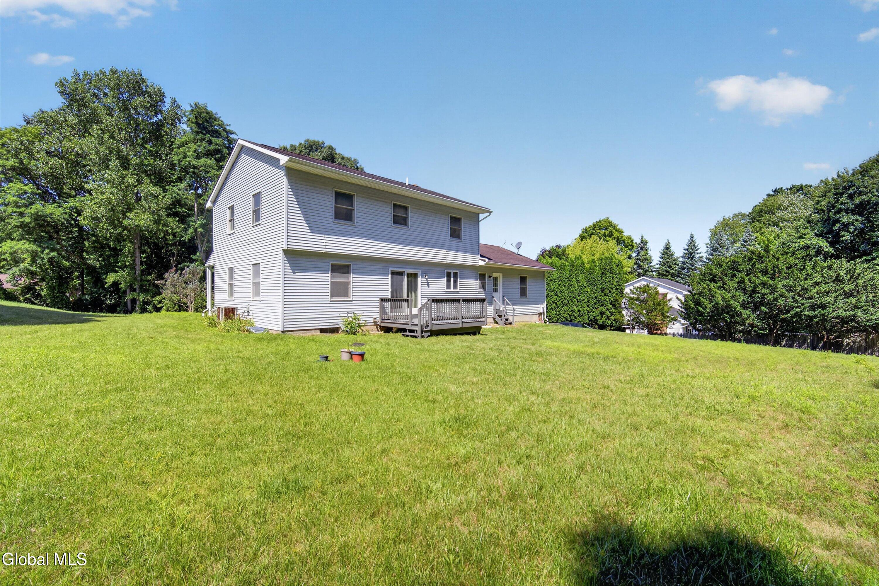 7 Huntington Parkway Ballston Lake NY 12019