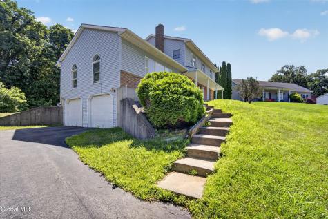 7 Huntington Parkway Ballston Lake NY 12019