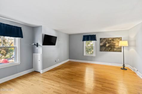 2310 Niskayuna Drive Niskayuna NY 12309