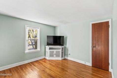 2310 Niskayuna Drive Niskayuna NY 12309