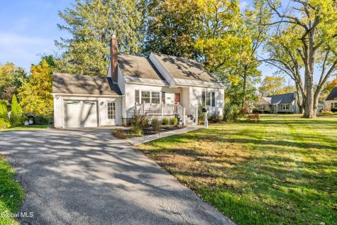 2310 Niskayuna Drive Niskayuna NY 12309