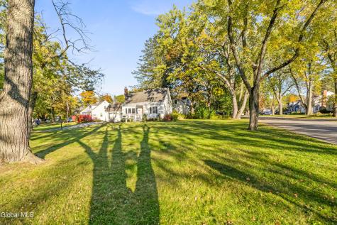 2310 Niskayuna Drive Niskayuna NY 12309