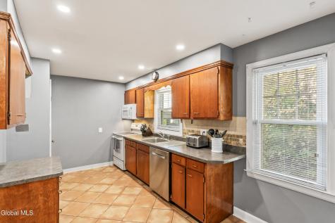 2310 Niskayuna Drive Niskayuna NY 12309