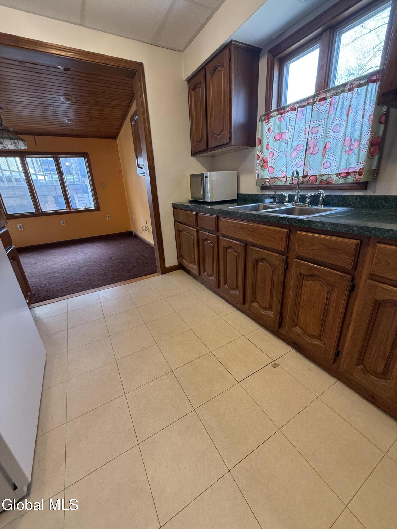 14 Davis Street Glens Falls NY 12801
