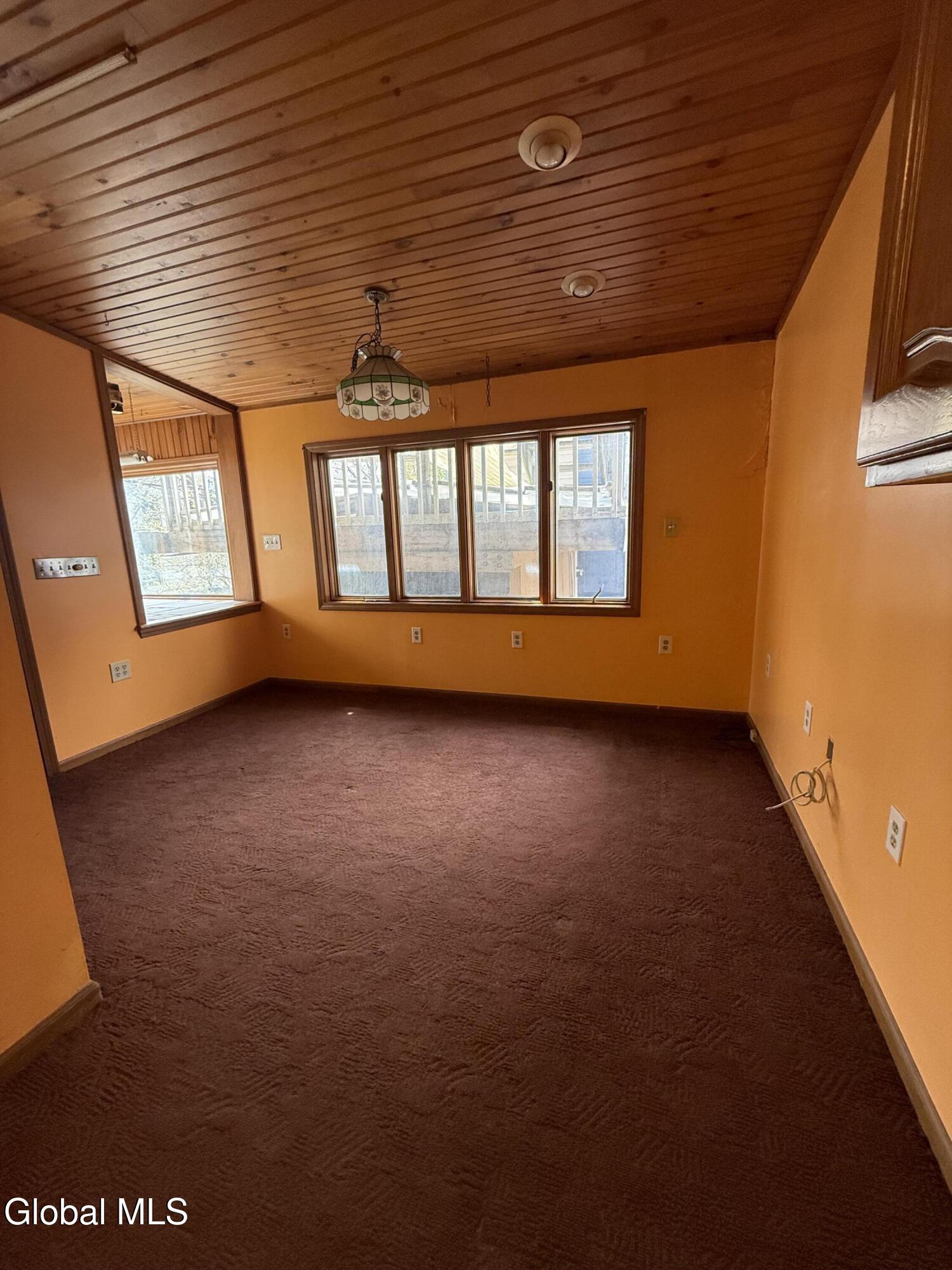 14 Davis Street Glens Falls NY 12801
