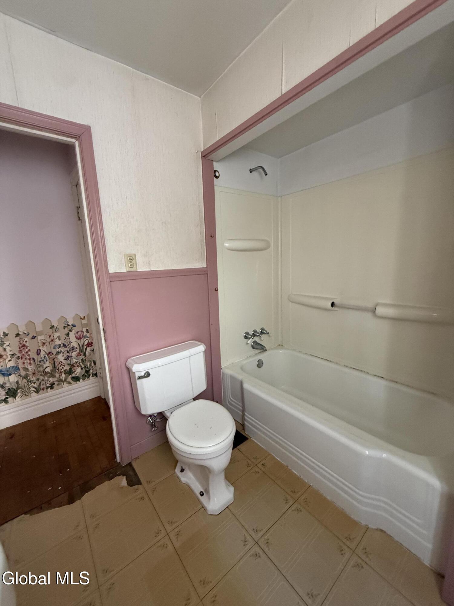 14 Davis Street Glens Falls NY 12801