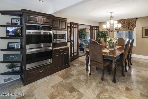 92 Macha Lane Wynantskill NY 12198