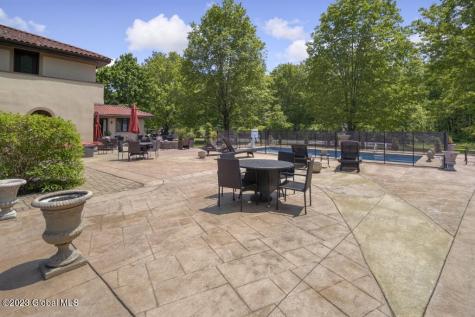 92 Macha Lane Wynantskill NY 12198