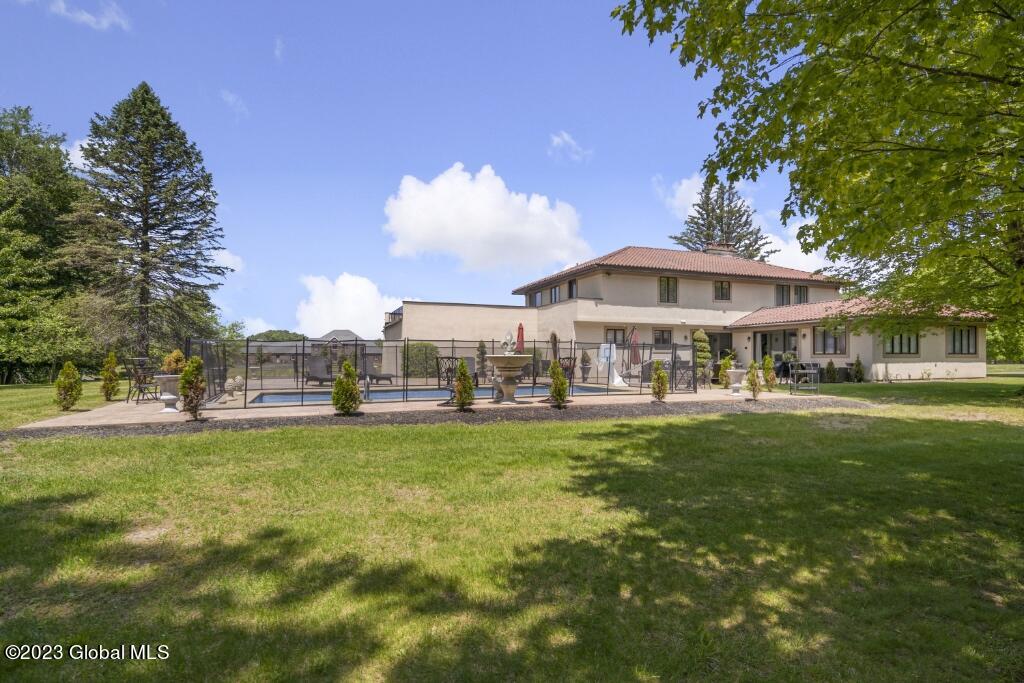 92 Macha Lane Wynantskill NY 12198