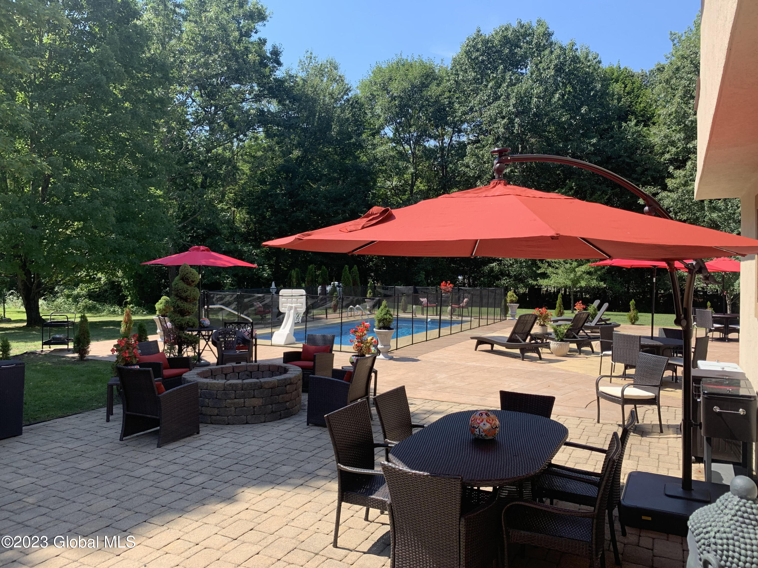 92 Macha Lane Wynantskill NY 12198