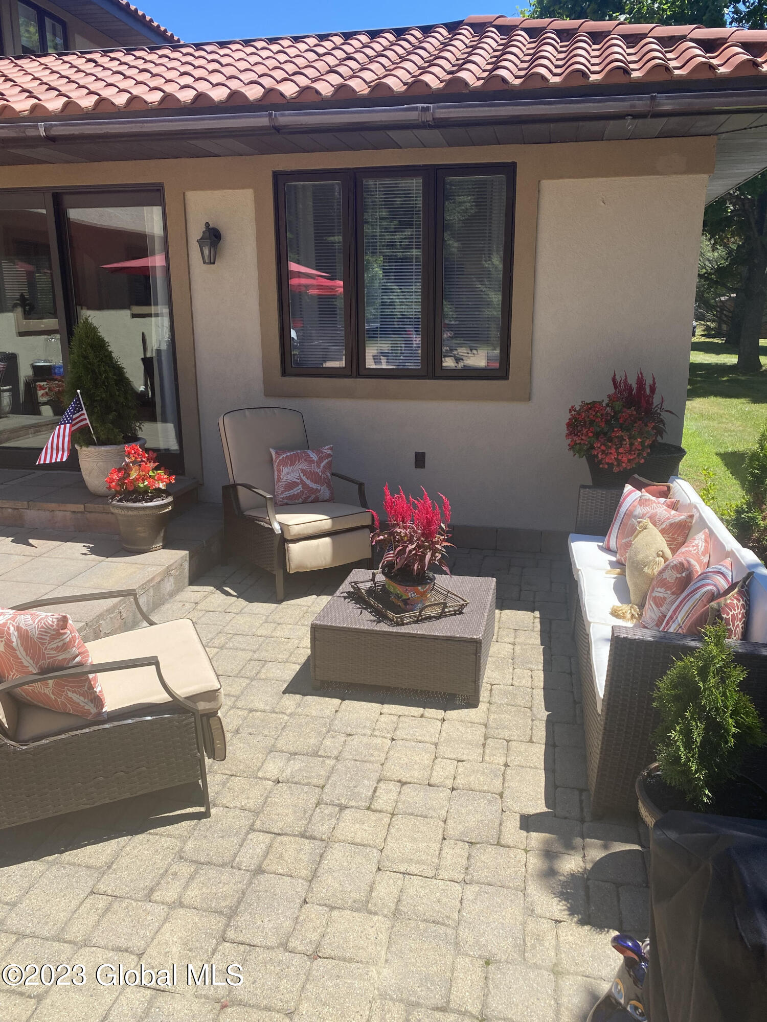 92 Macha Lane Wynantskill NY 12198