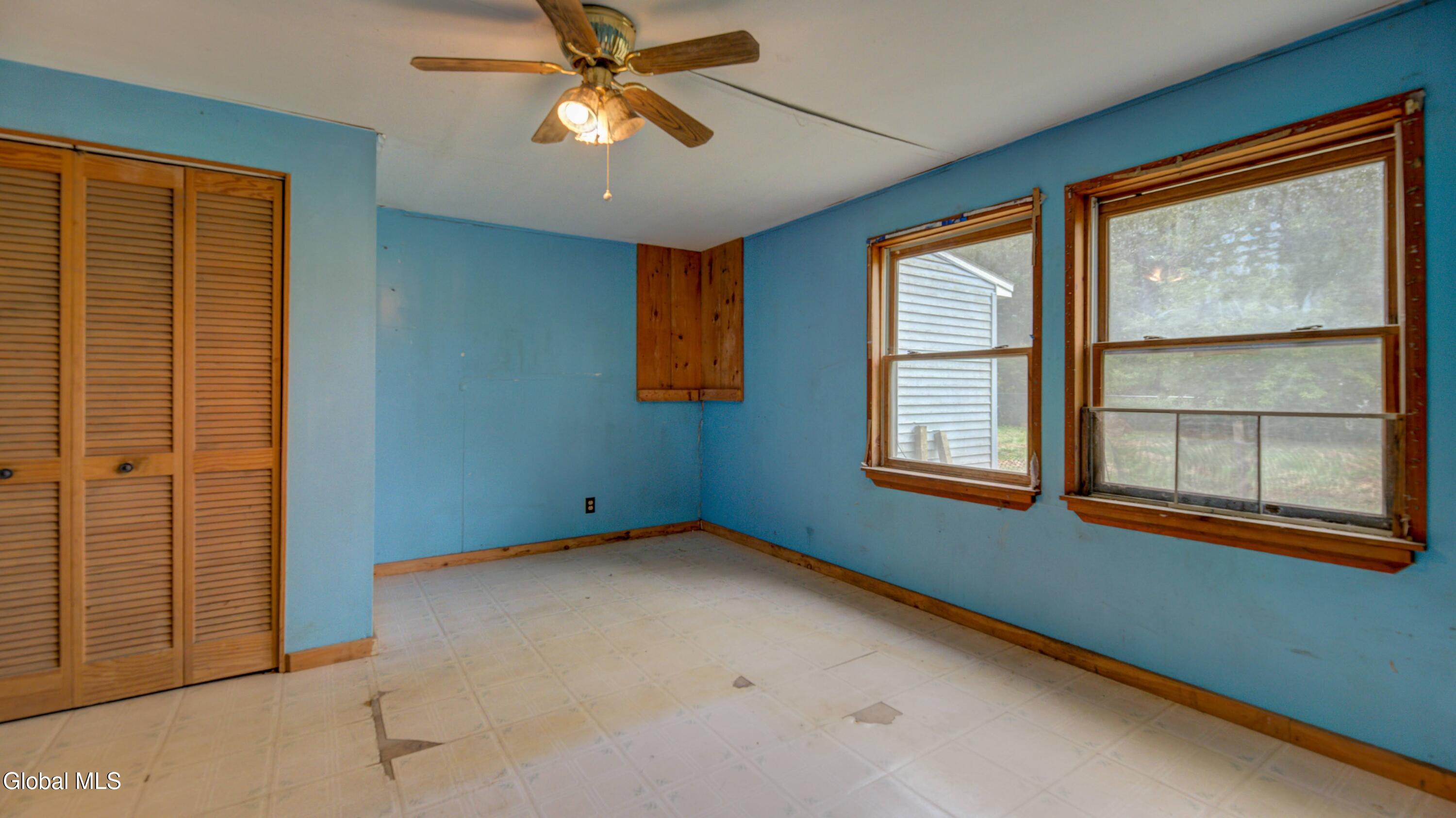 2388 New York 30a Fonda NY 12068