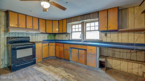 2388 New York 30a Fonda NY 12068