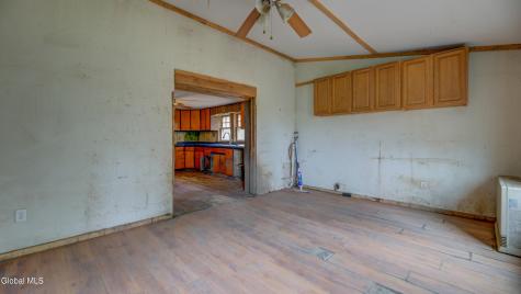 2388 New York 30a Fonda NY 12068