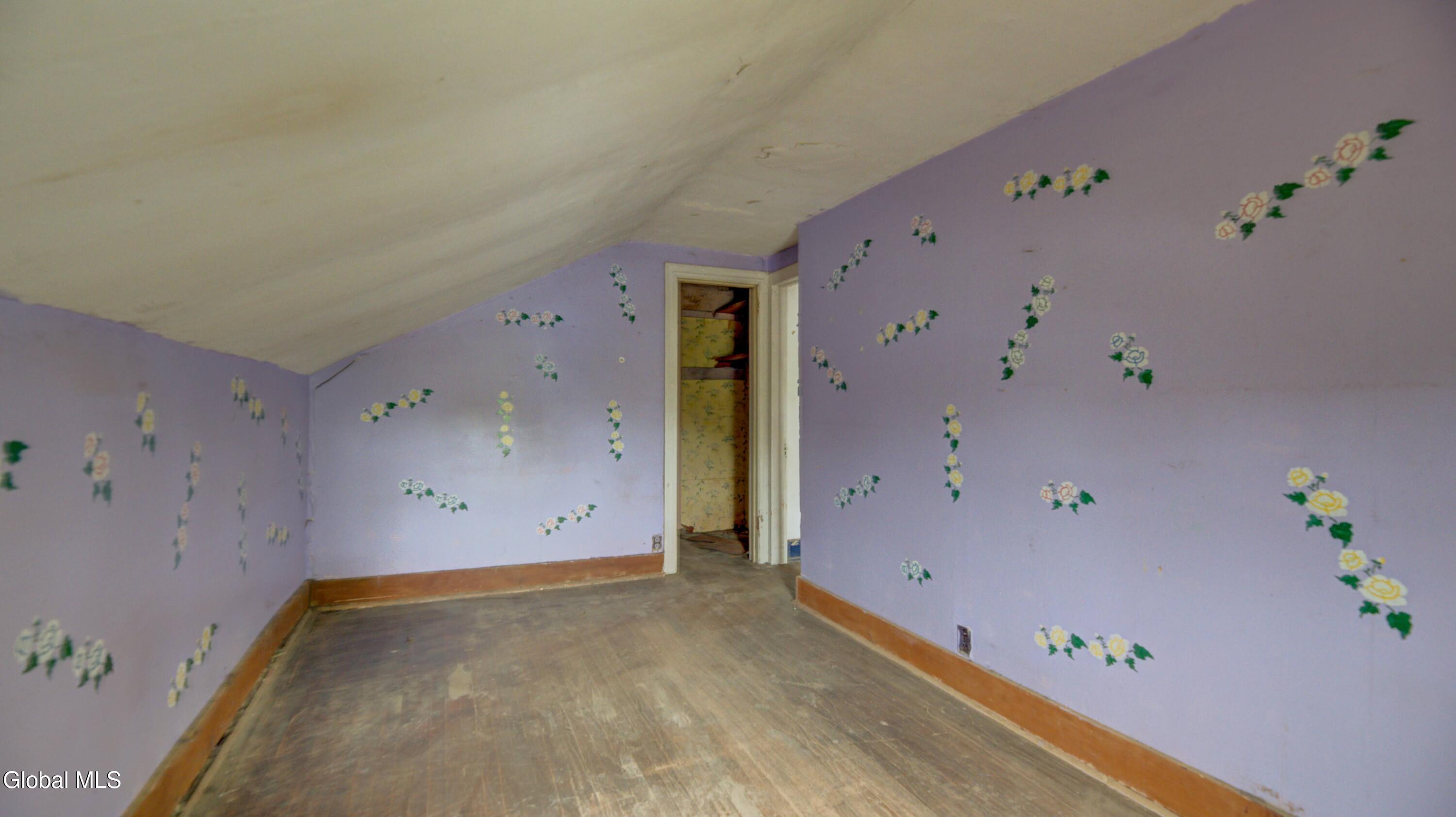2388 New York 30a Fonda NY 12068