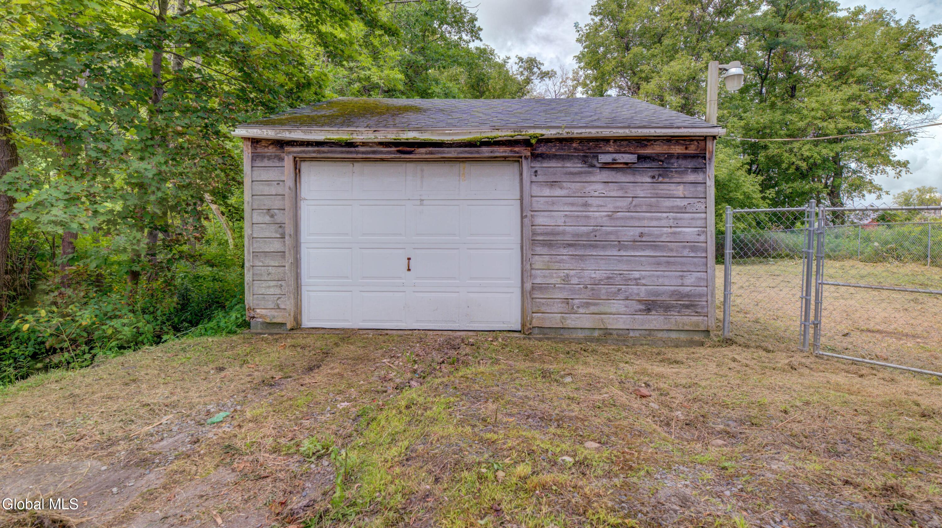 2388 New York 30a Fonda NY 12068