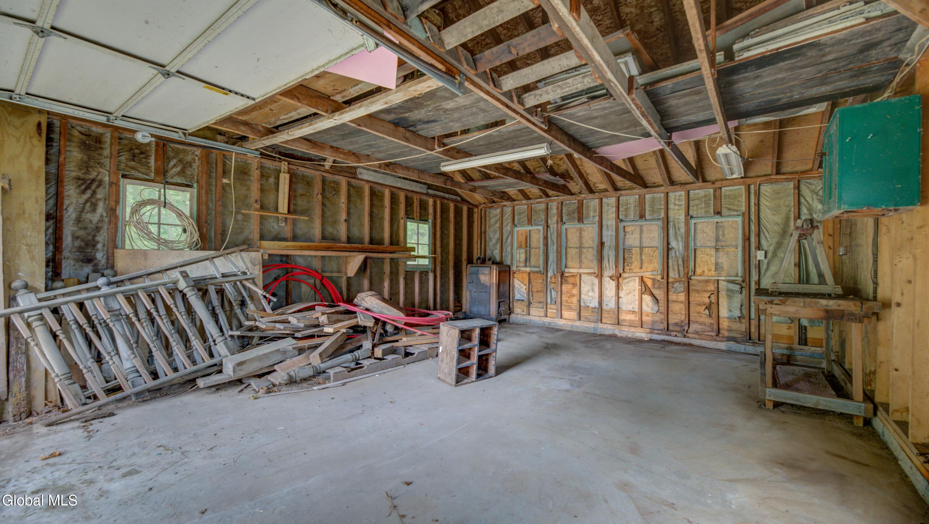 2388 New York 30a Fonda NY 12068