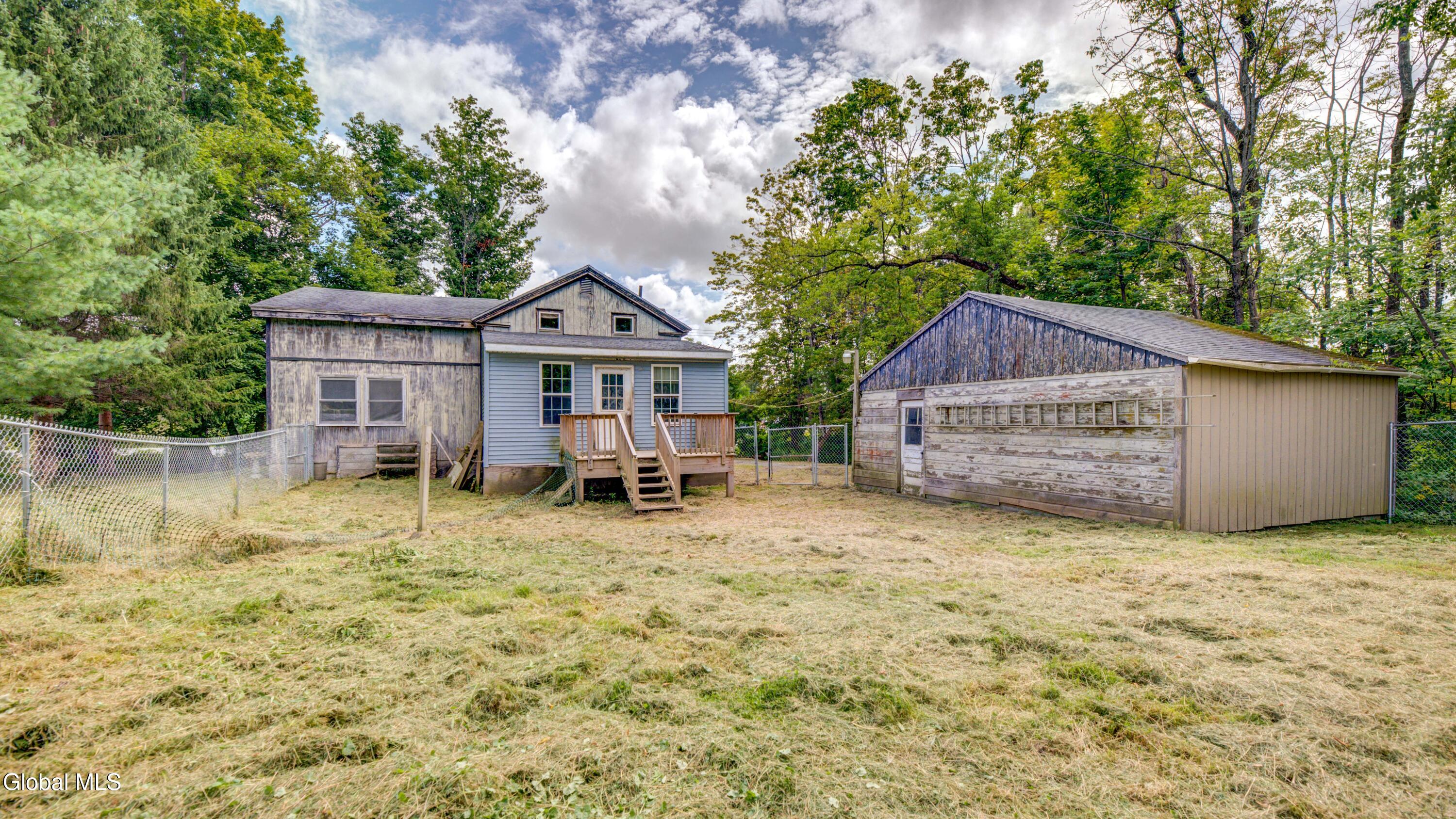 2388 New York 30a Fonda NY 12068