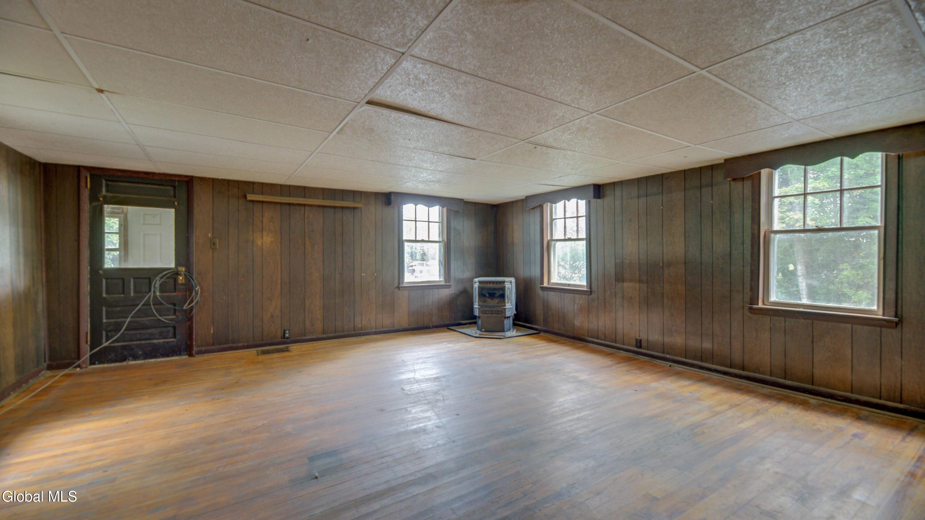 2388 New York 30a Fonda NY 12068