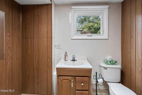 96 Wilkins Avenue Colonie NY 12205