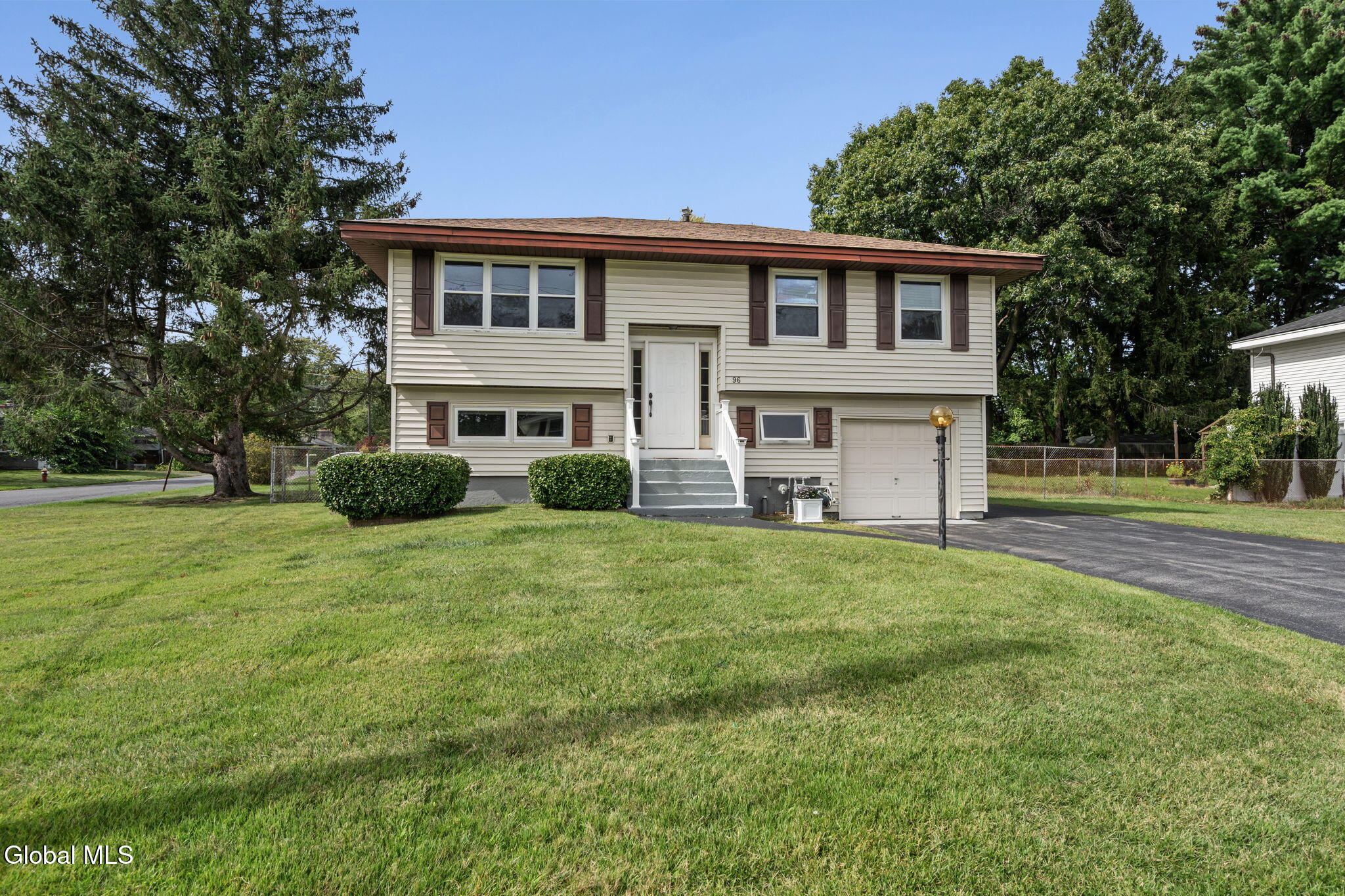 96 Wilkins Avenue Colonie NY 12205