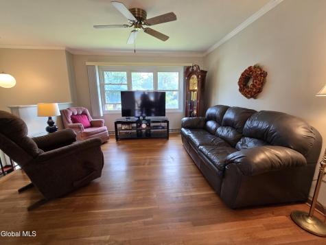 96 Wilkins Avenue Colonie NY 12205