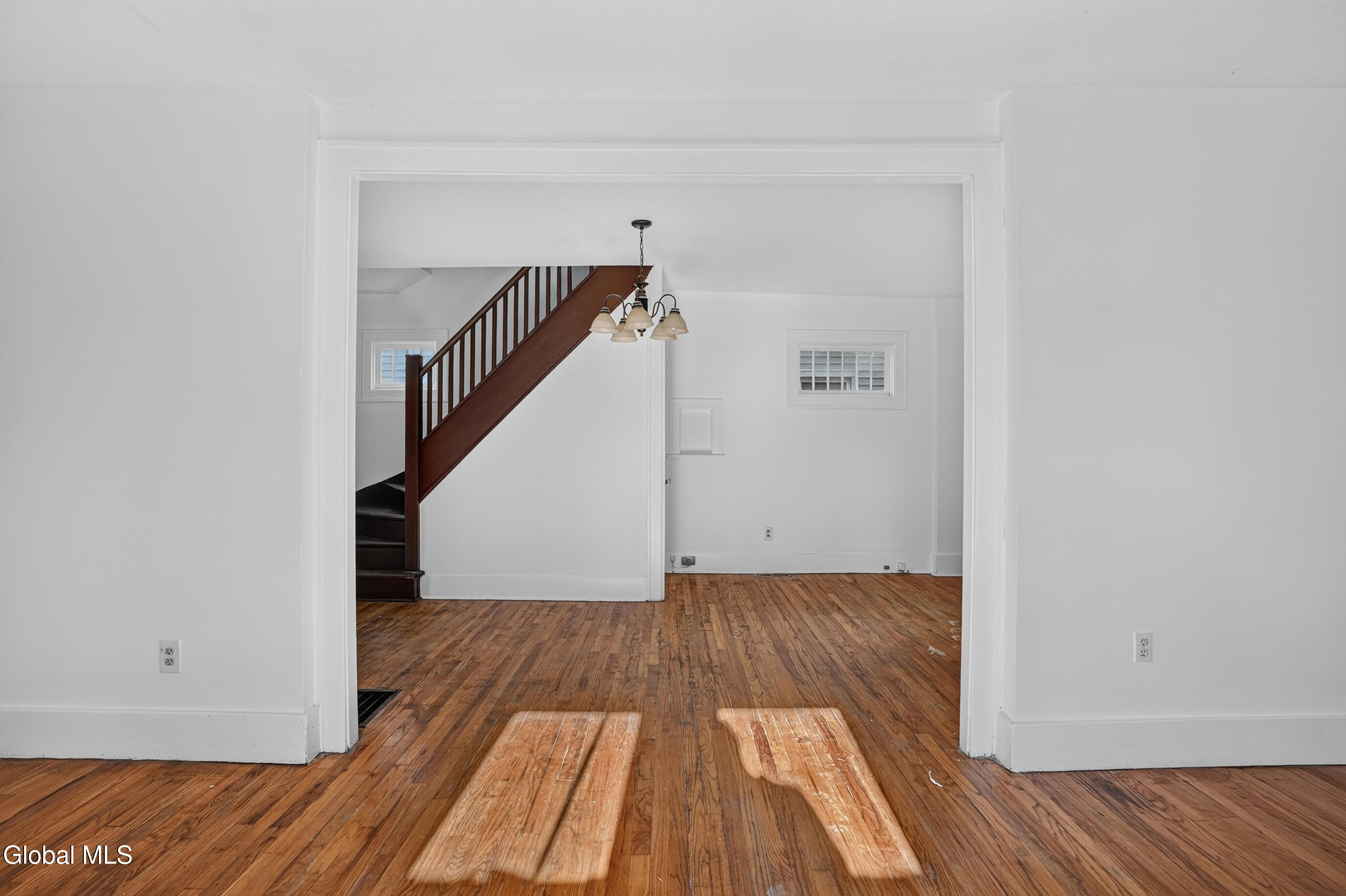 413 Summit Avenue Schenectady NY 12307