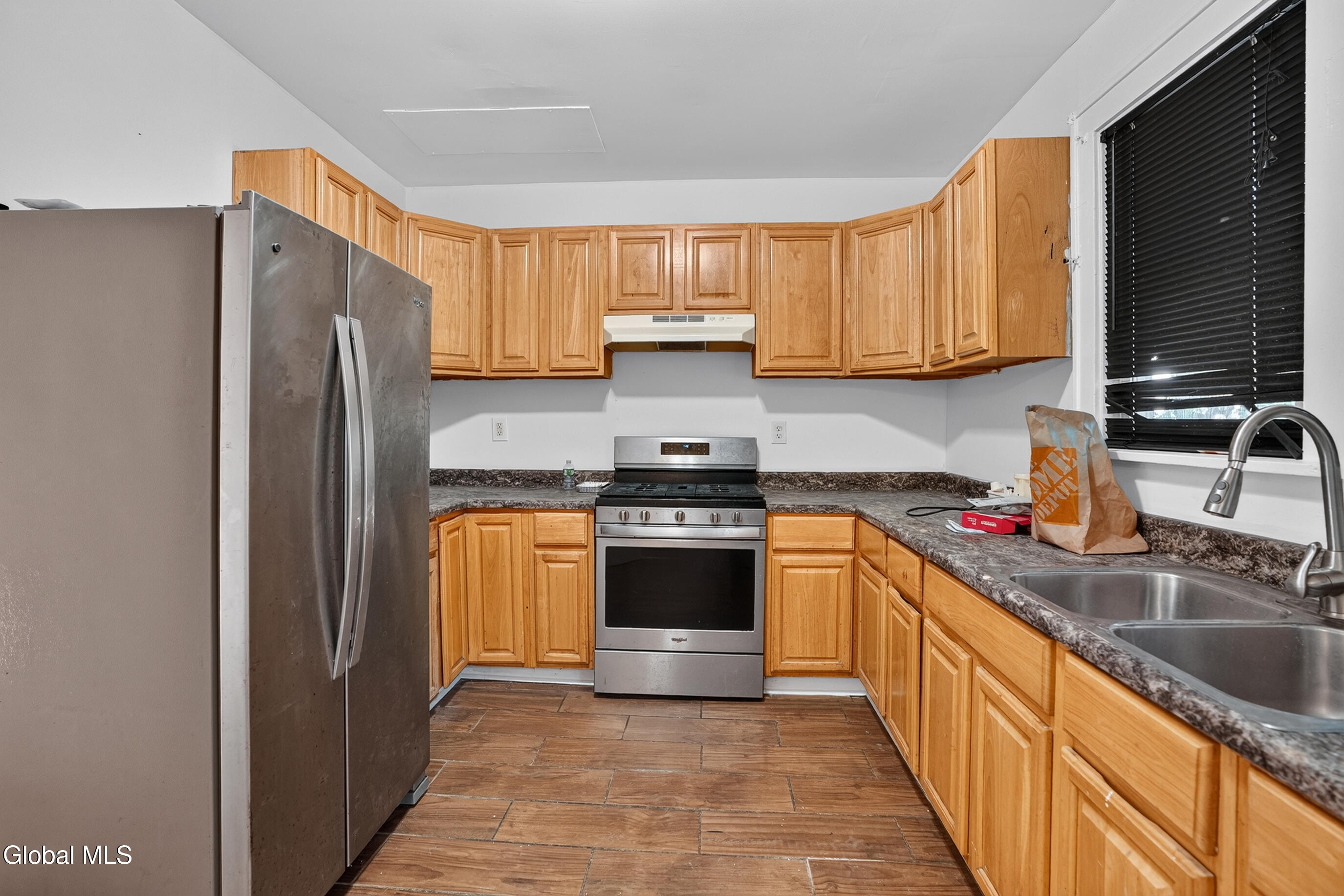 413 Summit Avenue Schenectady NY 12307
