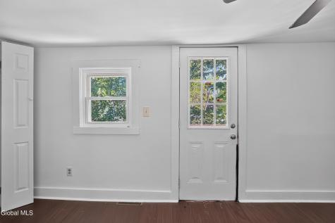 413 Summit Avenue Schenectady NY 12307