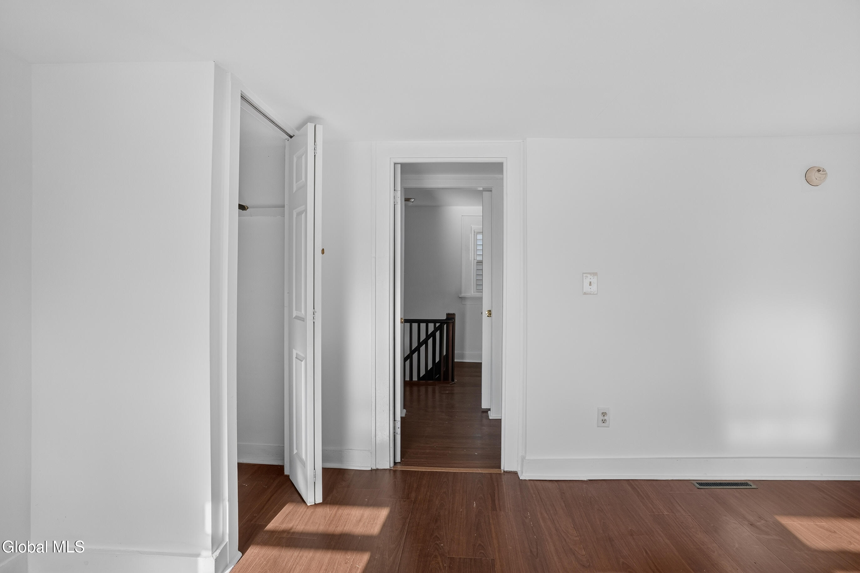 413 Summit Avenue Schenectady NY 12307