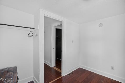413 Summit Avenue Schenectady NY 12307