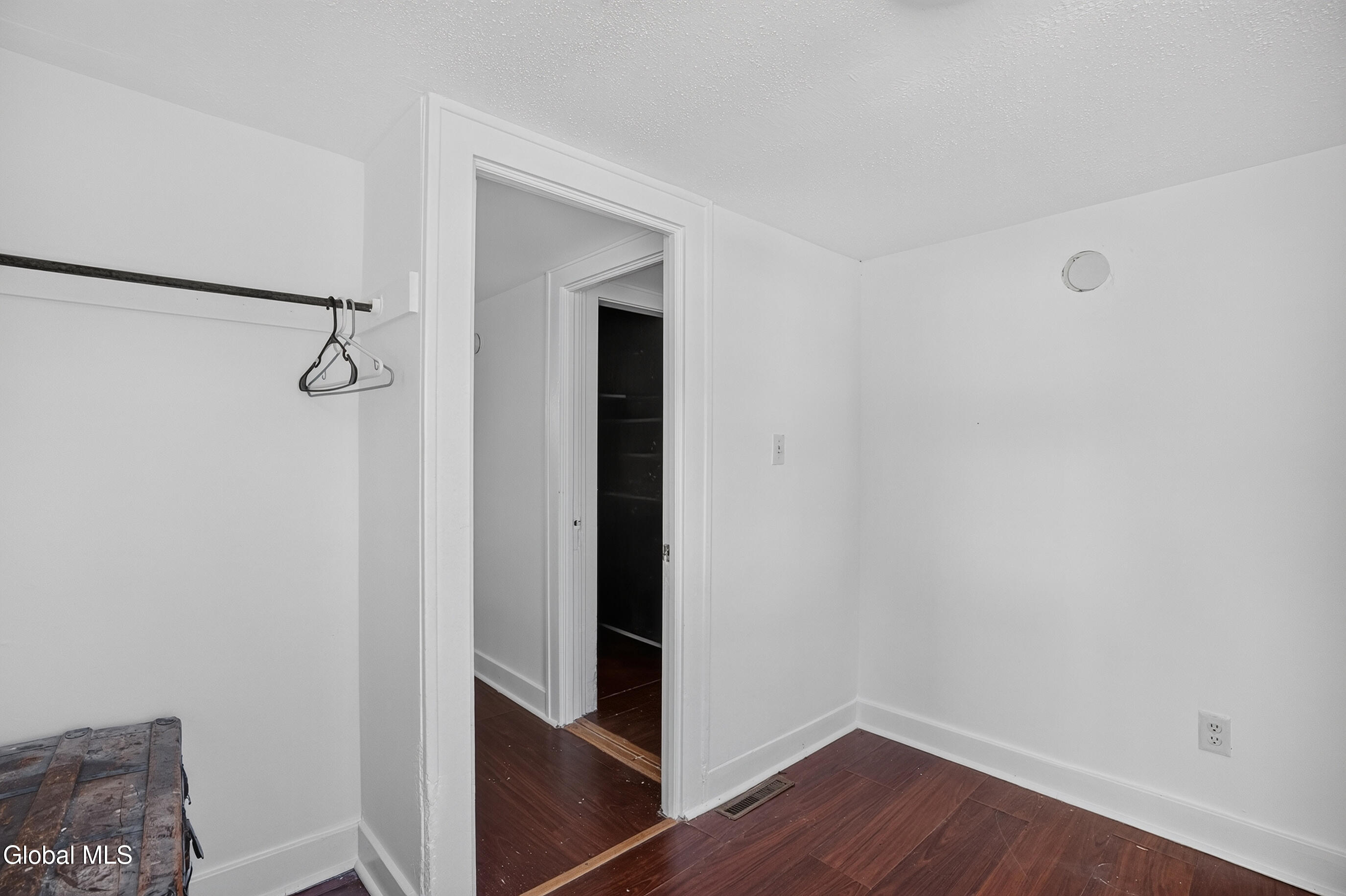 413 Summit Avenue Schenectady NY 12307