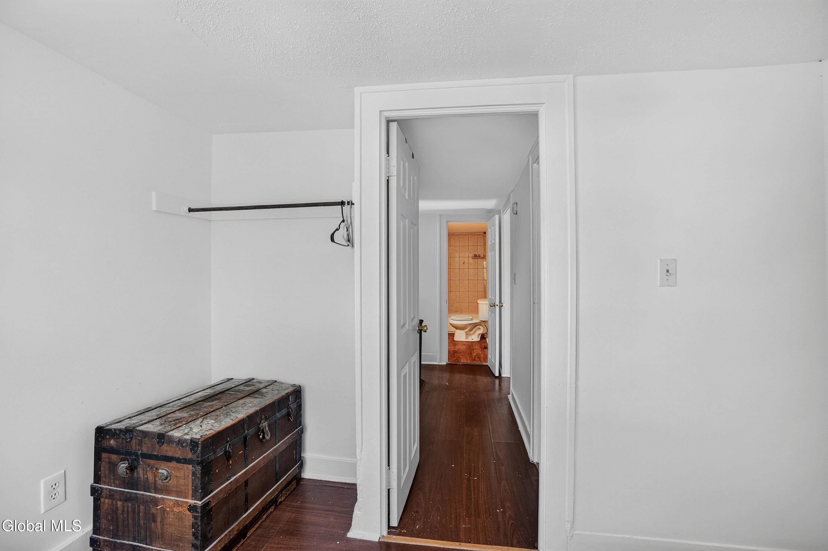 413 Summit Avenue Schenectady NY 12307