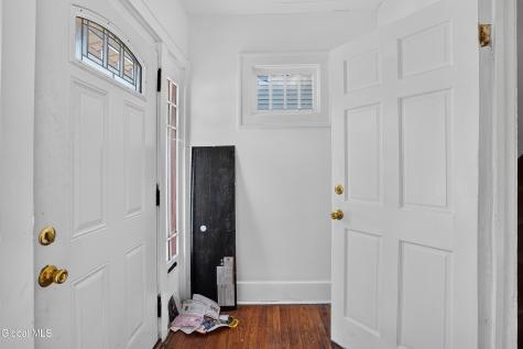 413 Summit Avenue Schenectady NY 12307